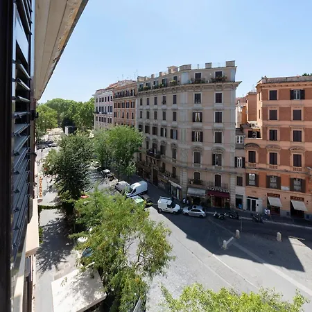 بيت ضيافة Centre Termini